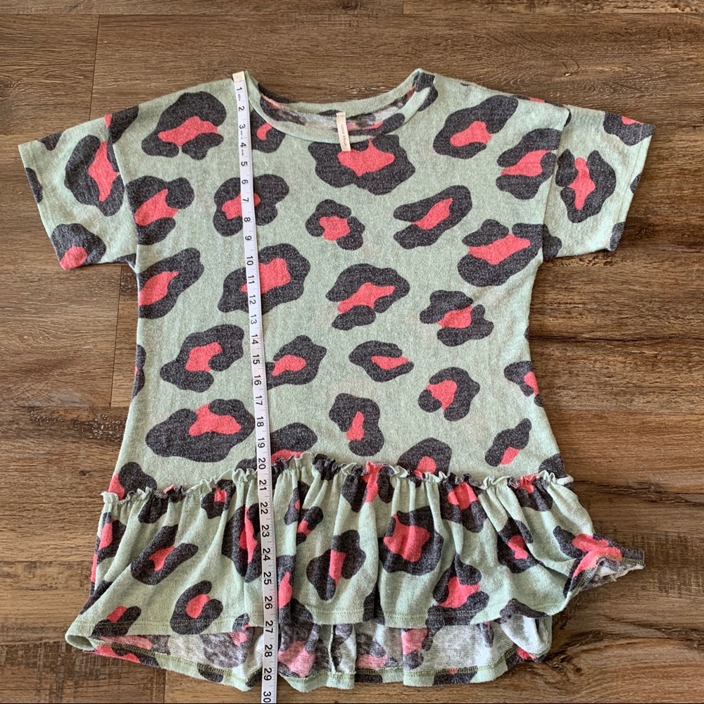 Coco Kelly Ruffle Animal Print Top - Picture 7 of 8